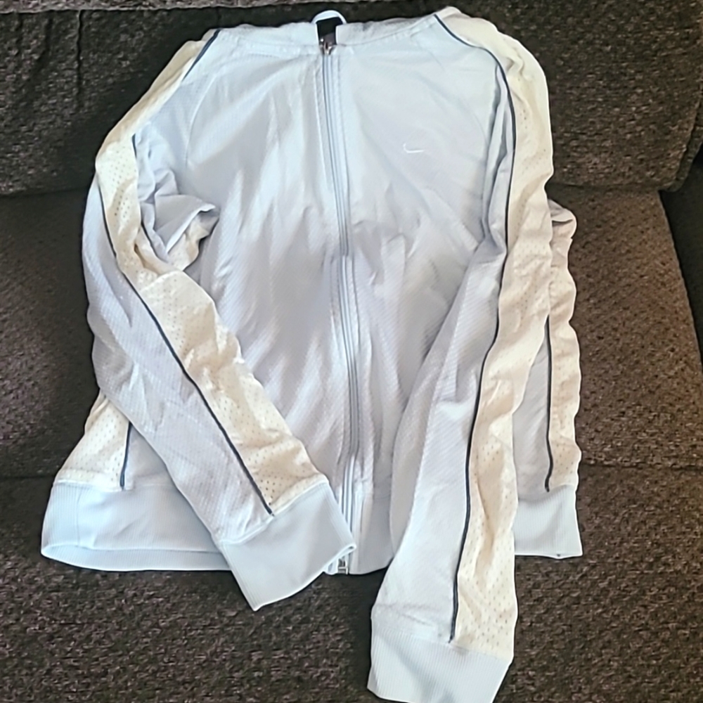 Nike zip up sweater with hood